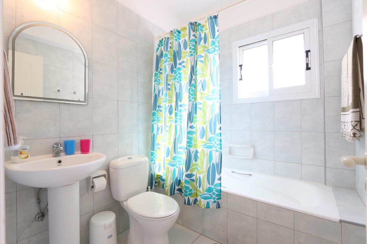 Victor Apartment Paphos Ngoại thất bức ảnh