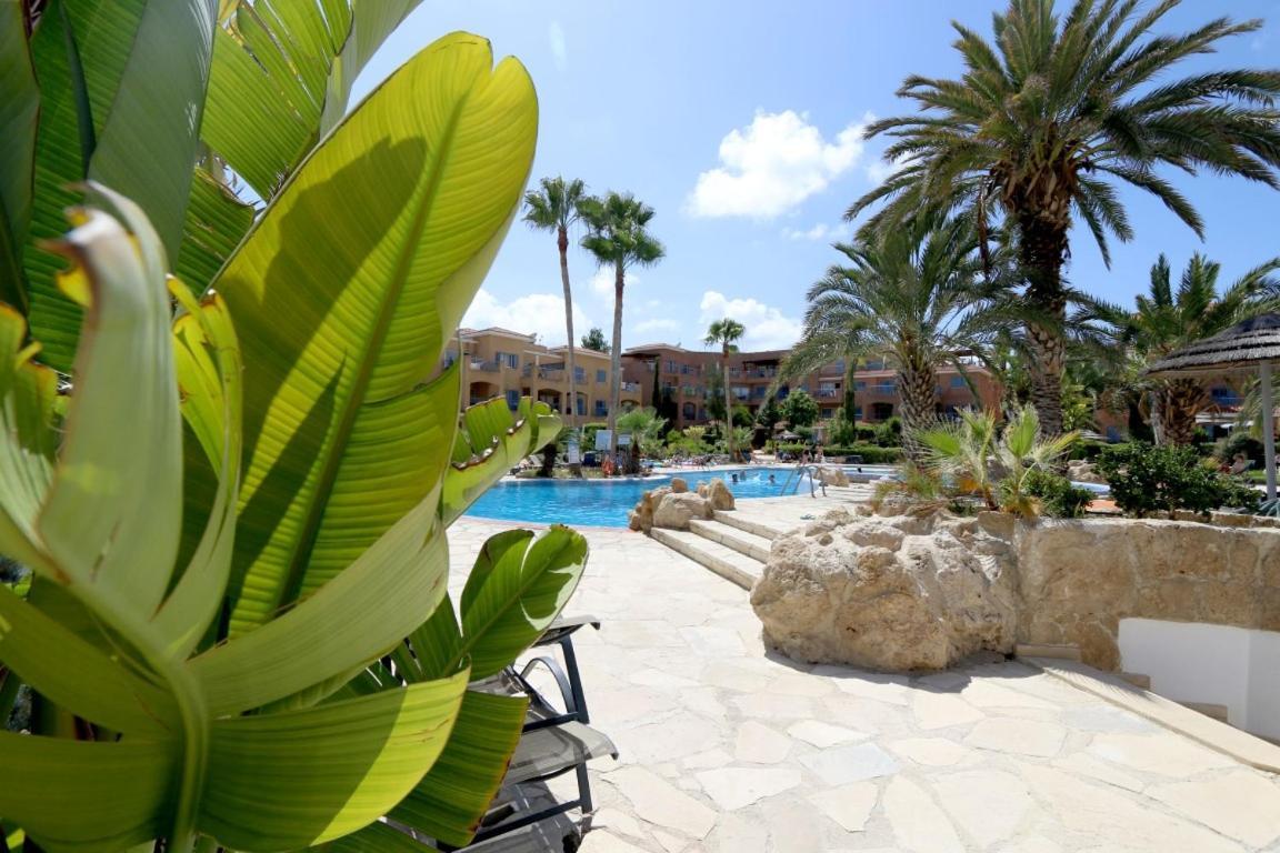 Victor Apartment Paphos Ngoại thất bức ảnh