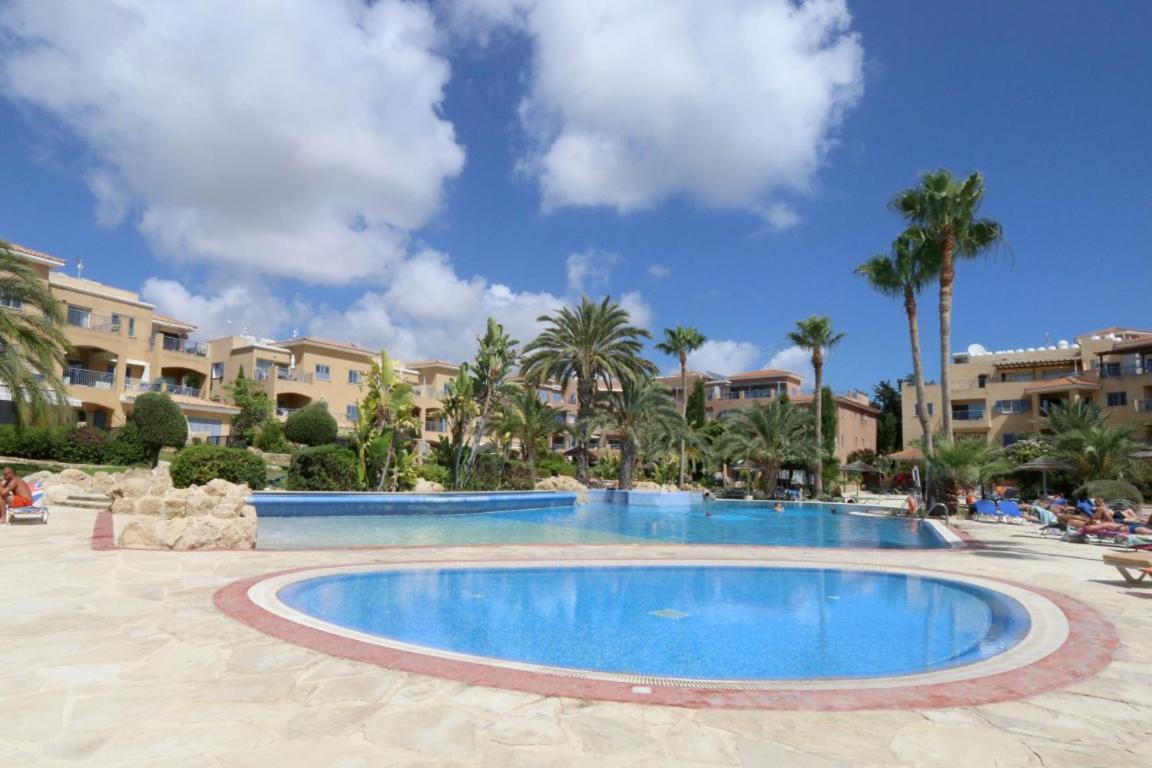 Victor Apartment Paphos Ngoại thất bức ảnh