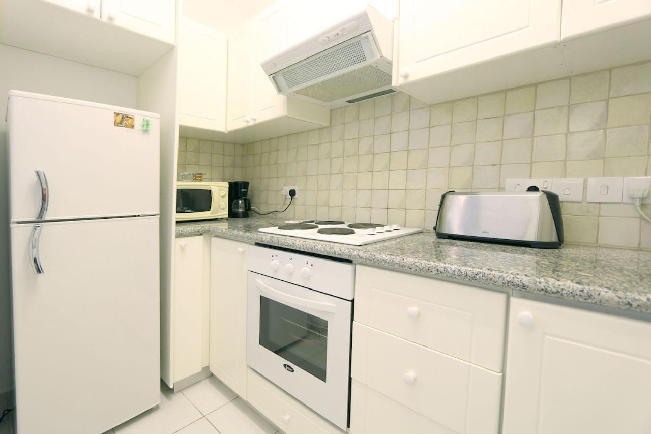 Victor Apartment Paphos Ngoại thất bức ảnh