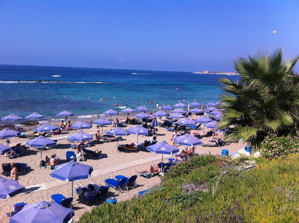 Victor Apartment Paphos Ngoại thất bức ảnh